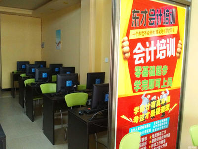 信息咨詢服務(wù) 企業(yè)發(fā)展的隱形引擎 & 現(xiàn)代生活的智慧伴侶